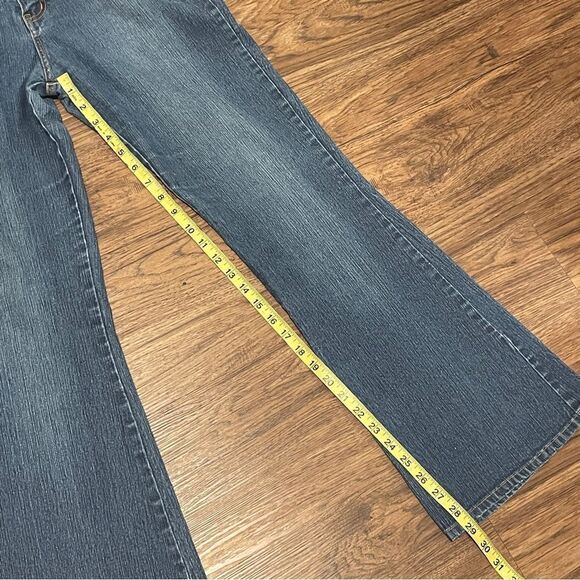 Vintage Playboy Flare Jeans With Factory Fading Blue Size 7 - Picture 6 of 9